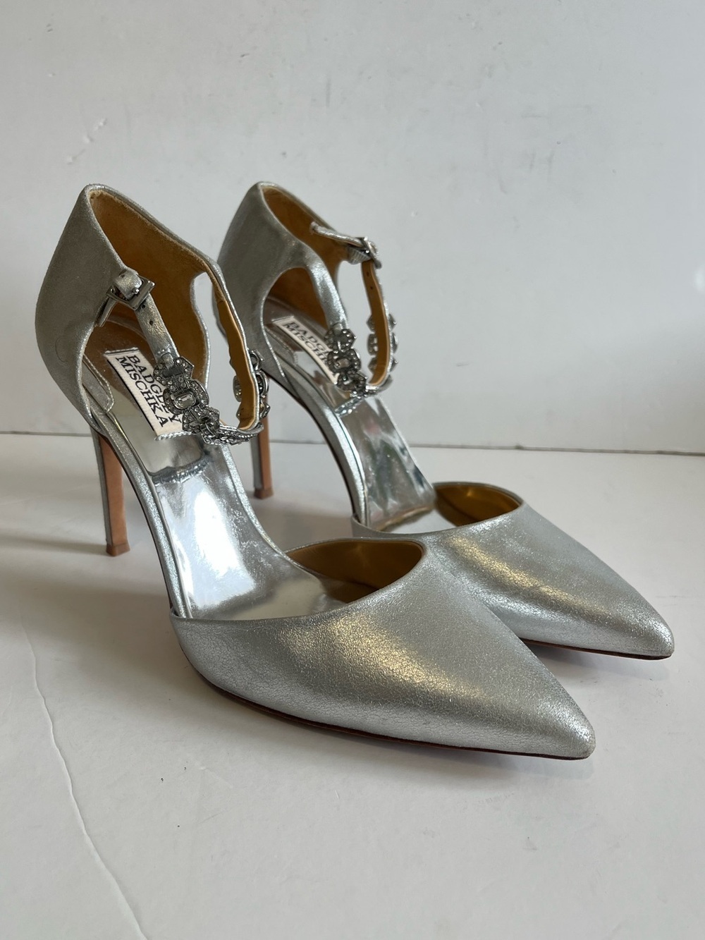 Badgley Mischka Silver Pointed Toe Ankle Strap Heels Size 9